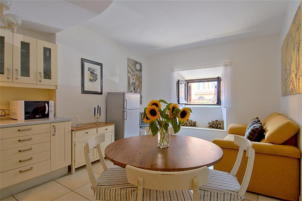 Pearl Suite Řím Pokoj fotografie